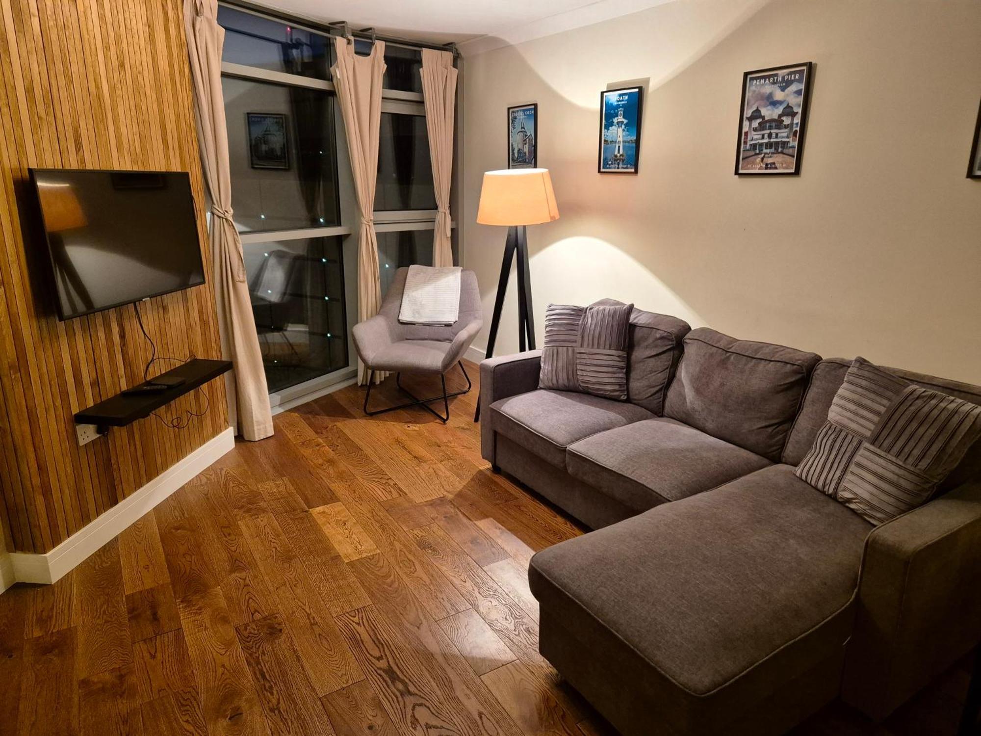 Ultra-Luxury City Centre 2 Bed Apartment, With Free Parking Cardiff Eksteriør bilde